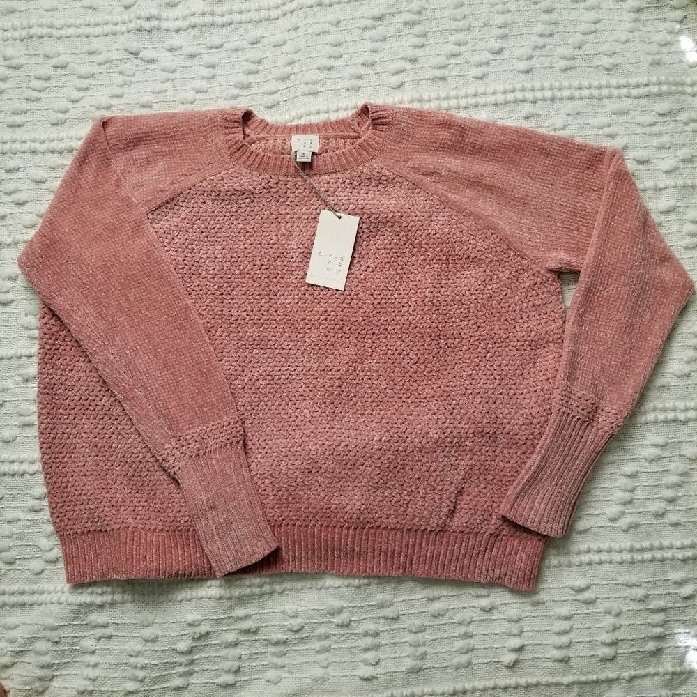 A New Day soft pink pullover